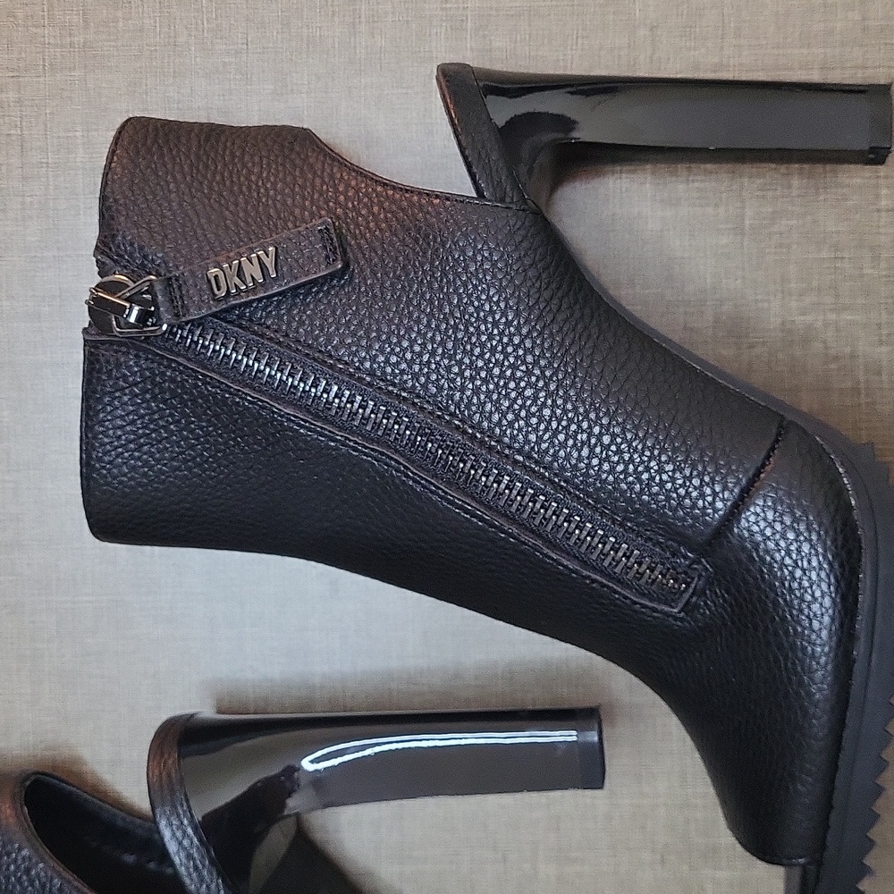 DKNY Black Peep-Toe Ankle Boots SZ6.5 - Picture 5 of 8
